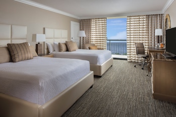 Executive Suite, 2 Queen Beds, Executive Level