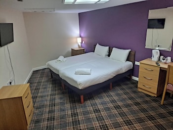 Club Twin Room Without a Window