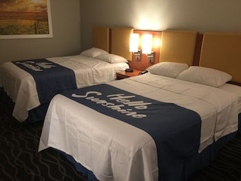 Room, 2 Double Beds, Accessible, Non Smoking (Mobility)
