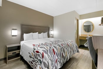 Deluxe Room, 1 King Bed (Smoke Free)