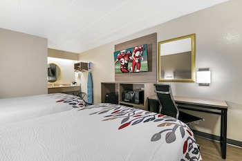 Deluxe Room, 2 Double Beds (Smoke Free)