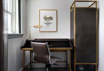 Room, 1 King Bed, Corner