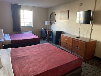 Standard Room, 2 Queen Beds, Non Smoking