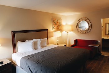 Premium King Bed Smoking