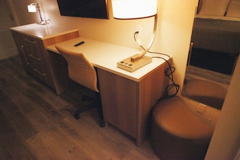 Premium 2 Double Beds Smoking