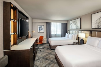 Room, 2 Queen Beds, Balcony