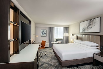 Room, 1 King Bed, Balcony