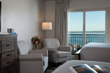 2 Queen Beds Lakeview - Balcony