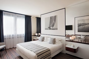 Presidential Room