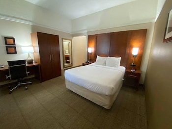 Standard Room, 1 Queen Bed, Non Smoking
