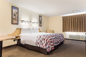 Deluxe Room, 1 King Bed, Accessible (Smoke Free)