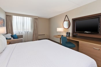 Standard Room, 1 King Bed with Sofa bed