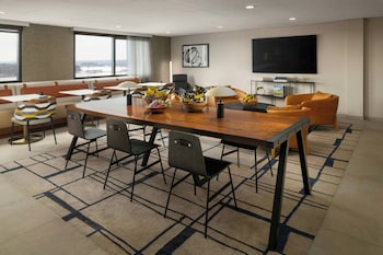 Room, 2 Double Beds, Club Lounge Access