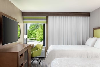 Room, 2 Queen Beds, Non Smoking