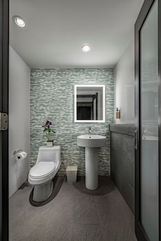 Junior Suite, 1 King Bed with Sofa bed, Balcony, City View