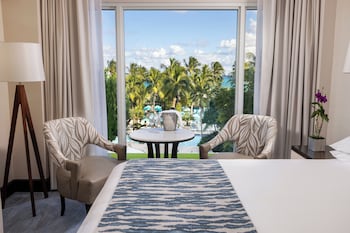 Room, 1 King Bed, Garden View