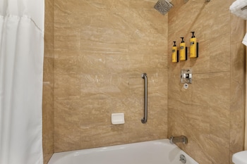 Standard Room, 2 Queen Beds, Non Smoking, Refrigerator