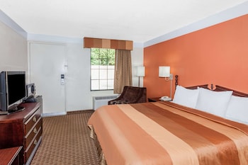 Standard Room, 1 King Bed