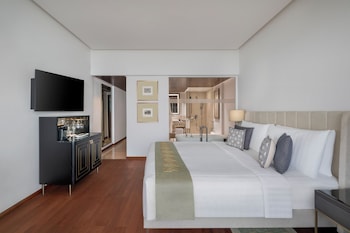 Premier Room