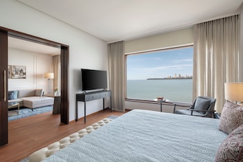 Premier Ocean View Suite
