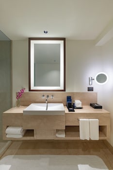 Luxury Bay View Rooms
