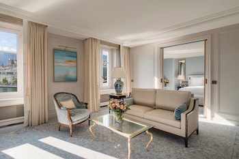 Suite, 1 King Bed (Leman)