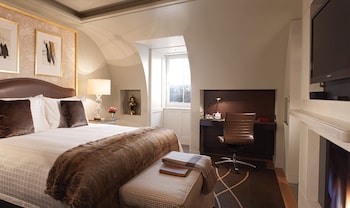 Room, 1 King Bed (Loft)