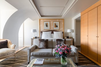 Suite, 1 King Bed (Loft)