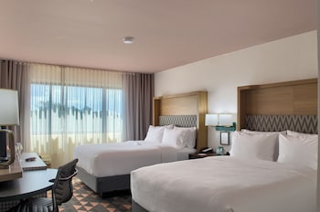 Standard Room, 2 Queen Beds