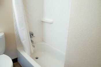 Standard Room, 1 King Bed, Accessible (Mobility)