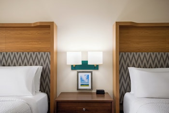Standard Room, 2 Queen Beds