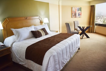 Deluxe Room, 1 King Bed