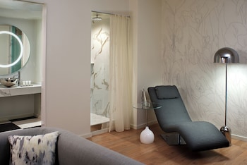Suite, 1 King Bed (Penthouse)
