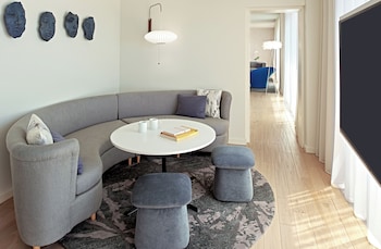 Suite, 1 King Bed (Penthouse)