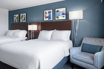 Standard Room, 2 Queen Beds, City View