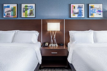 Standard Room, 2 Queen Beds, City View