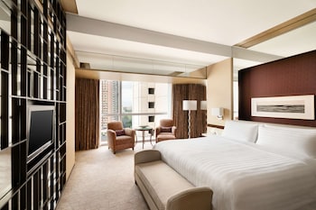 Valley Wing Grand Diplomat Suite King