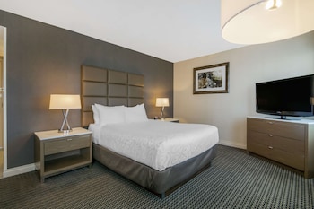 Superior Room, 1 Queen Bed, Non Smoking, Balcony