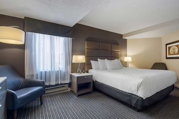 Superior Room, 1 King Bed, Non Smoking, Balcony