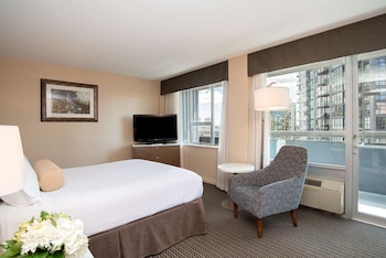 Superior Room, 1 Queen Bed, Non Smoking, Balcony