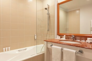 Superior Room, Lakeside
