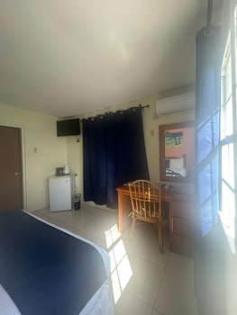 Standard Room, 1 Queen Bed, Sea View