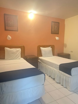 Standard Twin Room, City View