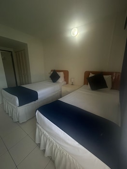 Standard Twin Room, City View