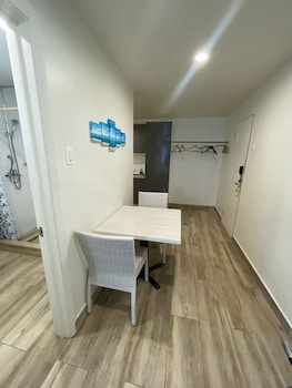 Studio Suite, 1 Queen Bed, Balcony, Sea View