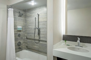 Room, 2 Double Beds (Mobility/Hearing Accessible, Tub)