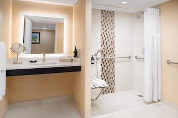 Room, 1 King Bed, Accessible (Hearing)