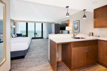 Suite, 1 King Bed