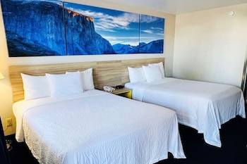 Room, 2 Double Beds, Non Smoking