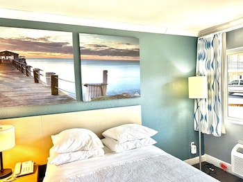 Standard Double Room, 2 Double Beds, Smoking
